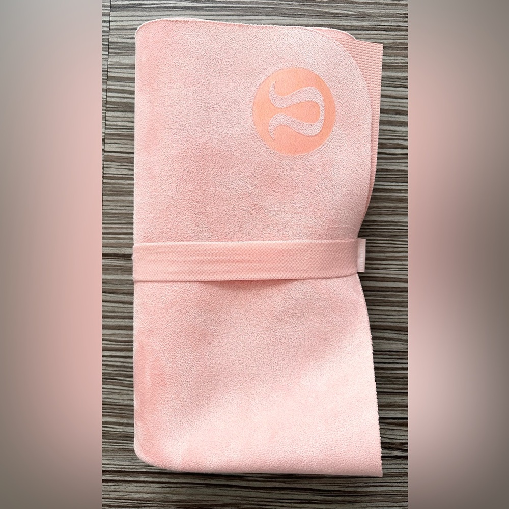 Lululemon Pink Carry Onwards Travel Yoga Mat 2mm w/ FSC Certified Rubber